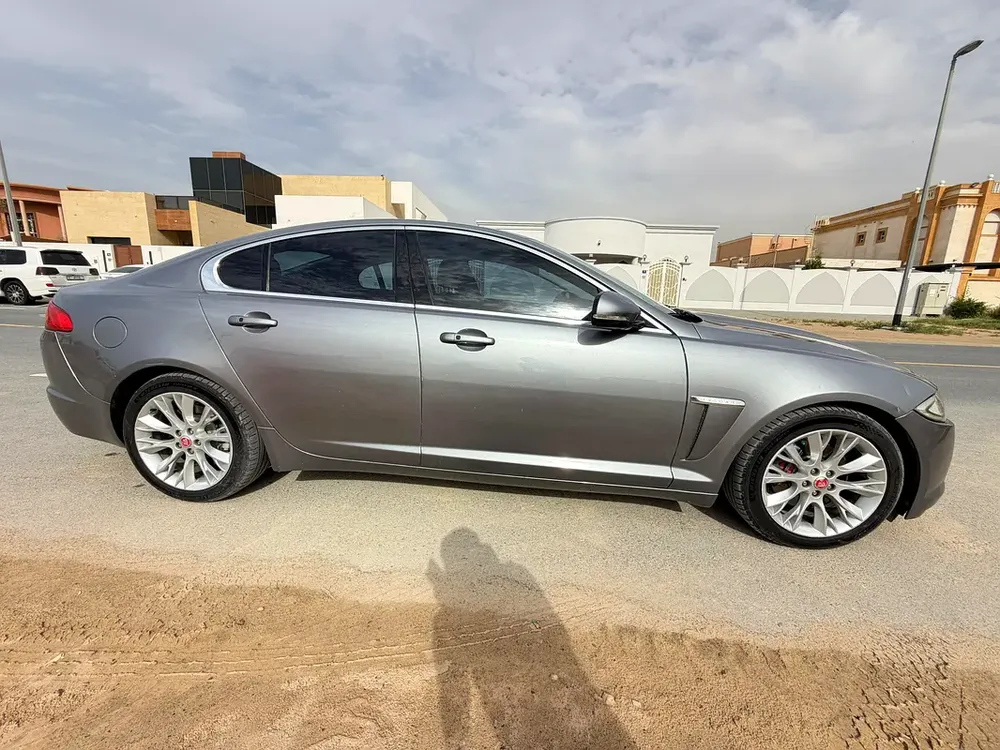 Jaguar XF Luxury 2015 GCC Specs - Image 14