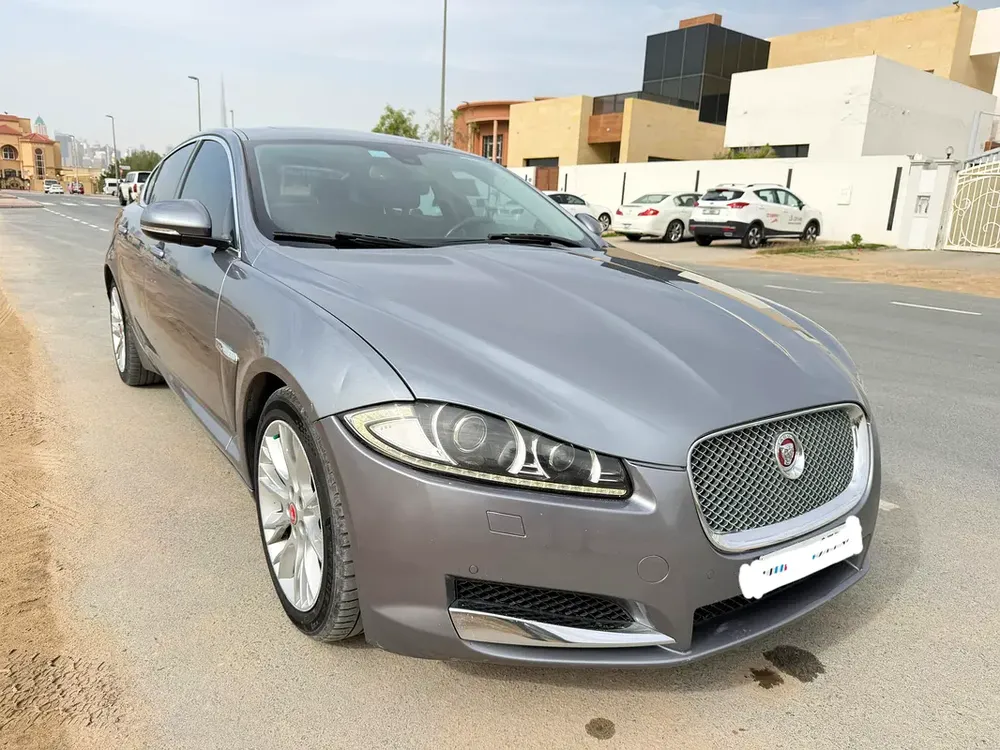 Jaguar XF Luxury 2015 GCC Specs - Image 6