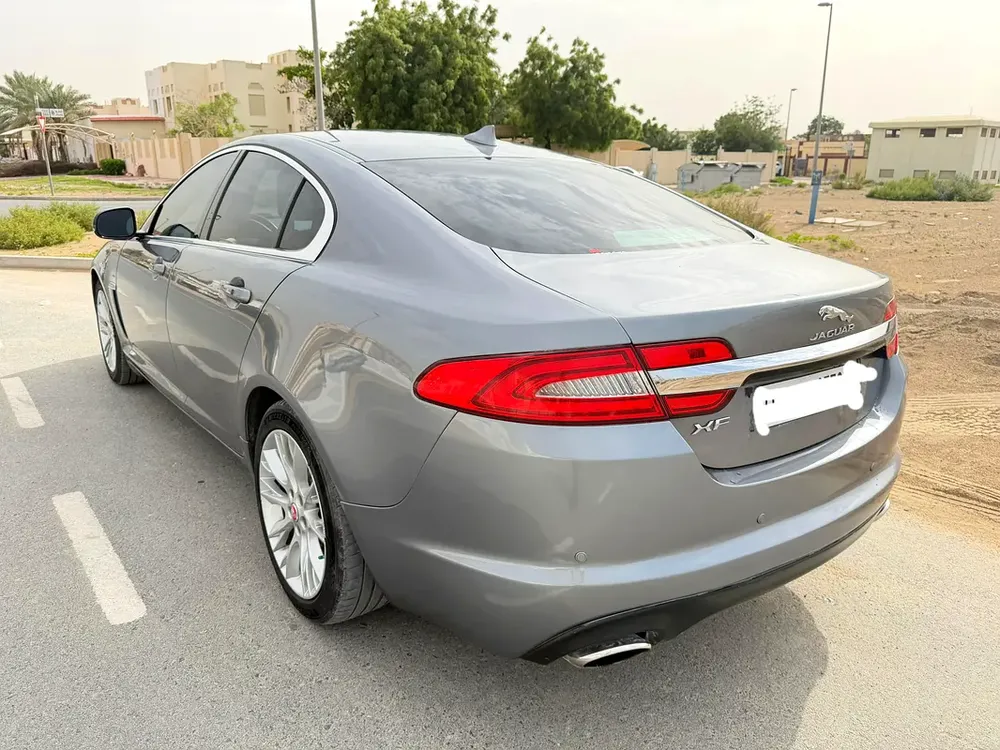 Jaguar XF Luxury 2015 GCC Specs - Image 9