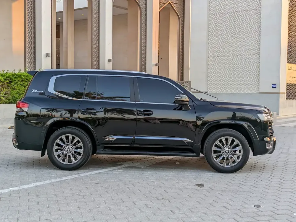 TOYOTA LAND CRUISER 2008 FACELIFTED 2025 V6 FULL OPTION GCC IN EXCELLENT CONDITION - Image 17