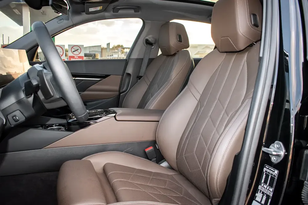 3350 M/P With 0% DownPayment BMW 520 I 2024 Clean Title - Image 9