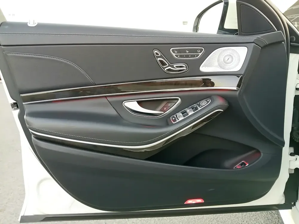 Mercedes Benz S550 2014 Clean Title Japanese Specs - Image 17