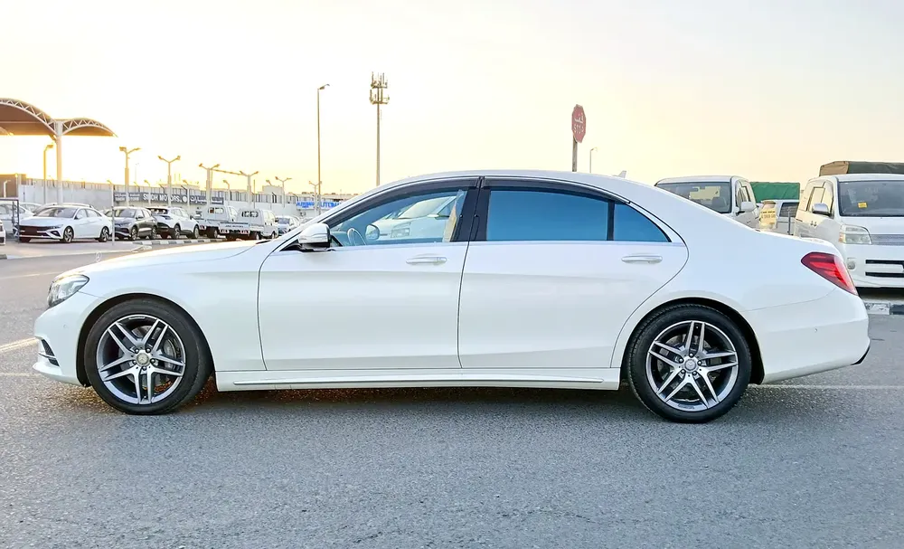 Mercedes Benz S550 2014 Clean Title Japanese Specs - Image 4
