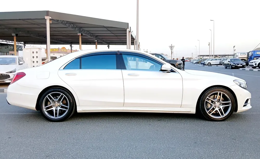 Mercedes Benz S550 2014 Clean Title Japanese Specs - Image 5