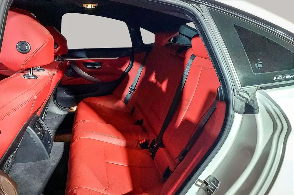 AED 1748/month | 2019 BMW 4-Series 440i | GCC Specs | Ref#440735 - Image 13