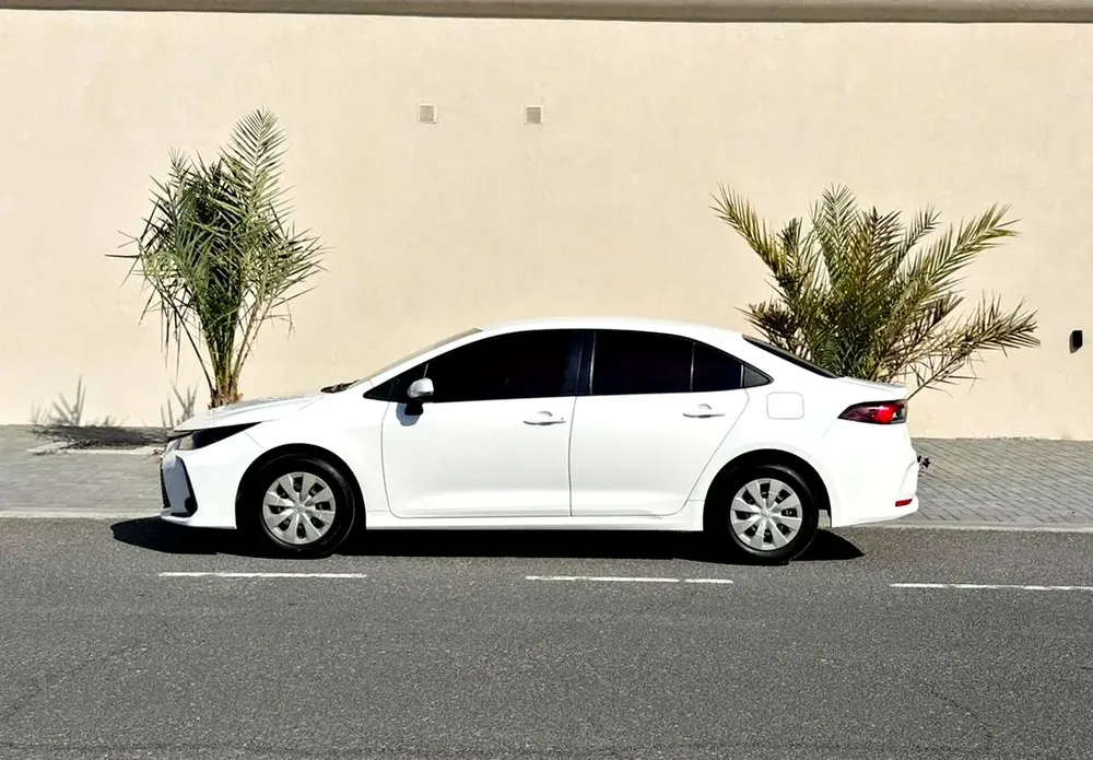 2021 Toyota Corolla - GCC Specs - Reliable and Efficient - Image 7