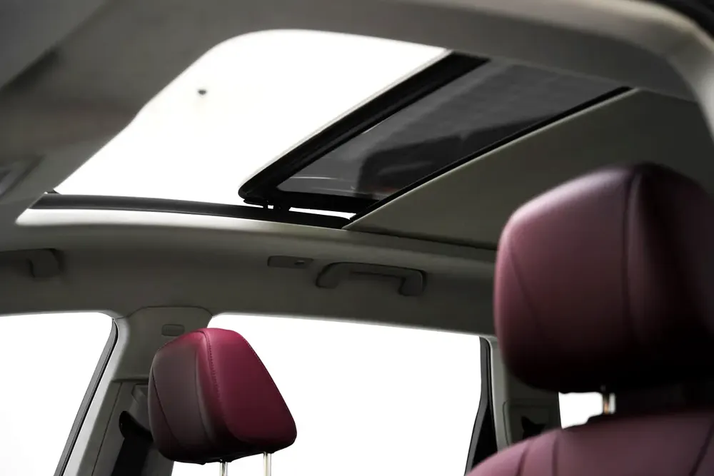 2023 HONGQI HS7 FLAGSHIP WITH WARRANTY - Image 10