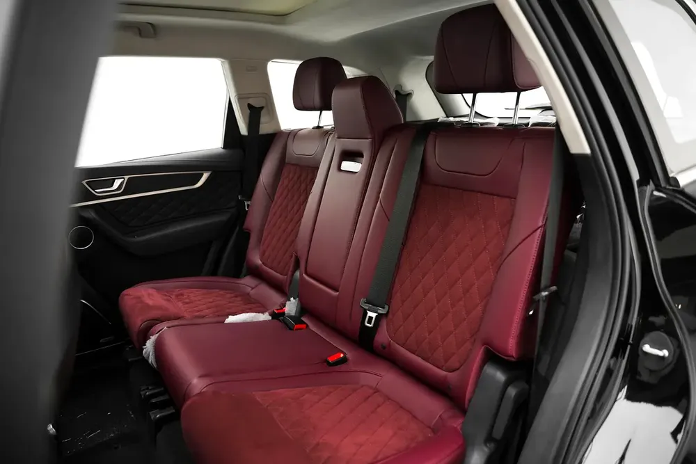 2023 HONGQI HS7 FLAGSHIP WITH WARRANTY - Image 13
