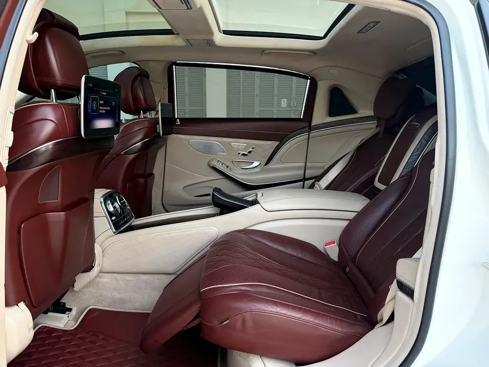 2019 Mercedes-Maybach S-Class S560 - European Specs - Pristine Condition - Image 11
