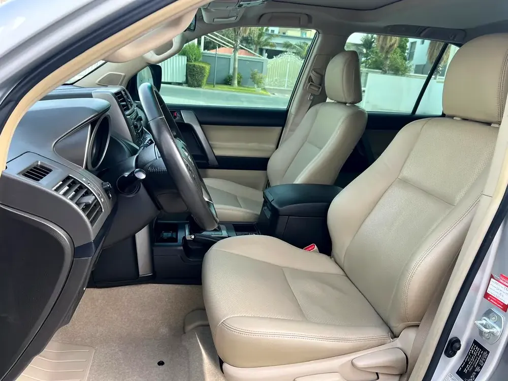 GCC 2012 Toyota Prado TX-L  4.0L V6 | FULL OPTION | Excellent Condition - Image 10