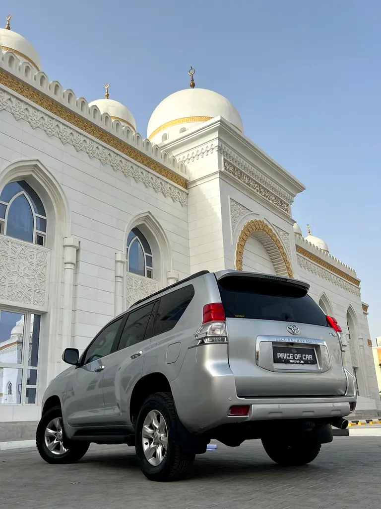 GCC 2012 Toyota Prado TX-L  4.0L V6 | FULL OPTION | Excellent Condition - Image 7
