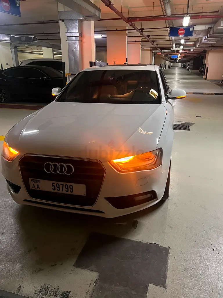 🔥 Audi A4 | Urgent Sale |Great Deal|GCC| Leather seat l Parking Sensors | Cruise Control l Sunroof - Image 6