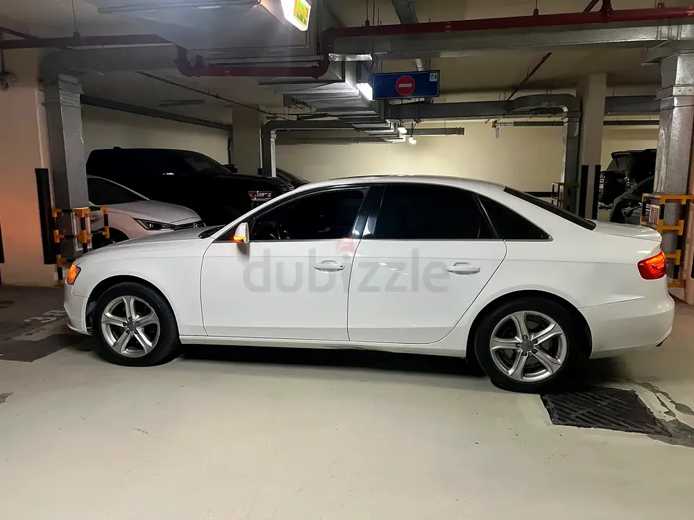🔥 Audi A4 | Urgent Sale |Great Deal|GCC| Leather seat l Parking Sensors | Cruise Control l Sunroof - Image 9