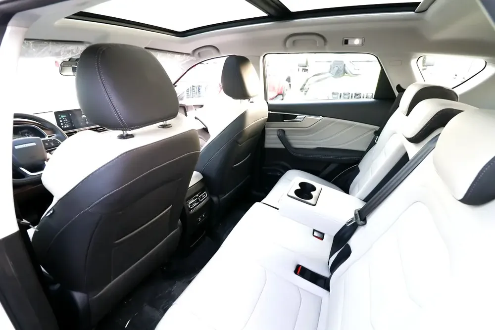 X70FL 1.5T LUX 7 SEATS 2026 - For Export - Image 19