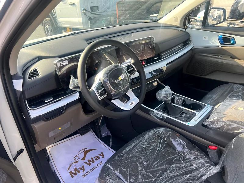 2025 BRAND NEW KIA CARNIVAL 3.5L, A/T-8 Seater - Image 10