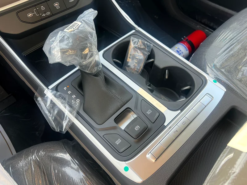 2025 BRAND NEW KIA CARNIVAL 3.5L, A/T-8 Seater - Image 12