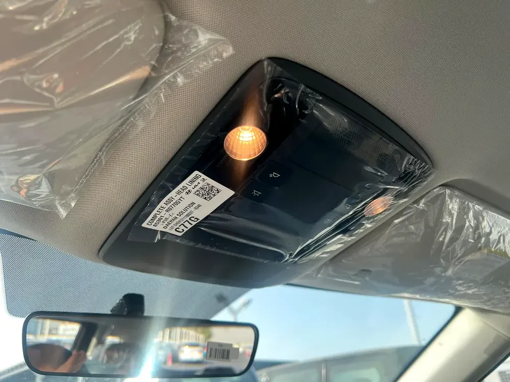 2025 BRAND NEW KIA CARNIVAL 3.5L, A/T-8 Seater - Image 15