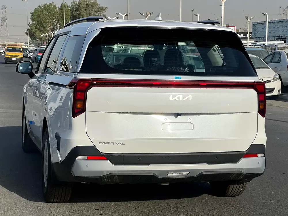 2025 BRAND NEW KIA CARNIVAL 3.5L, A/T-8 Seater - Image 8