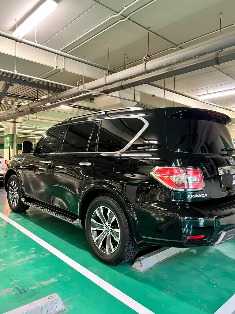 2019 Nissan Armada SL - Image 4