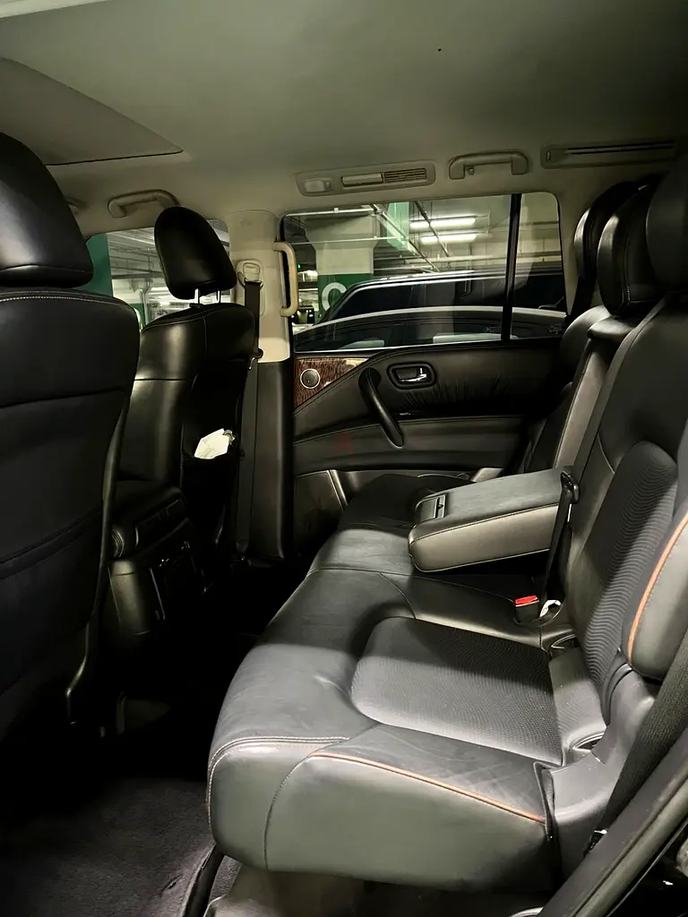 2019 Nissan Armada SL - Image 8