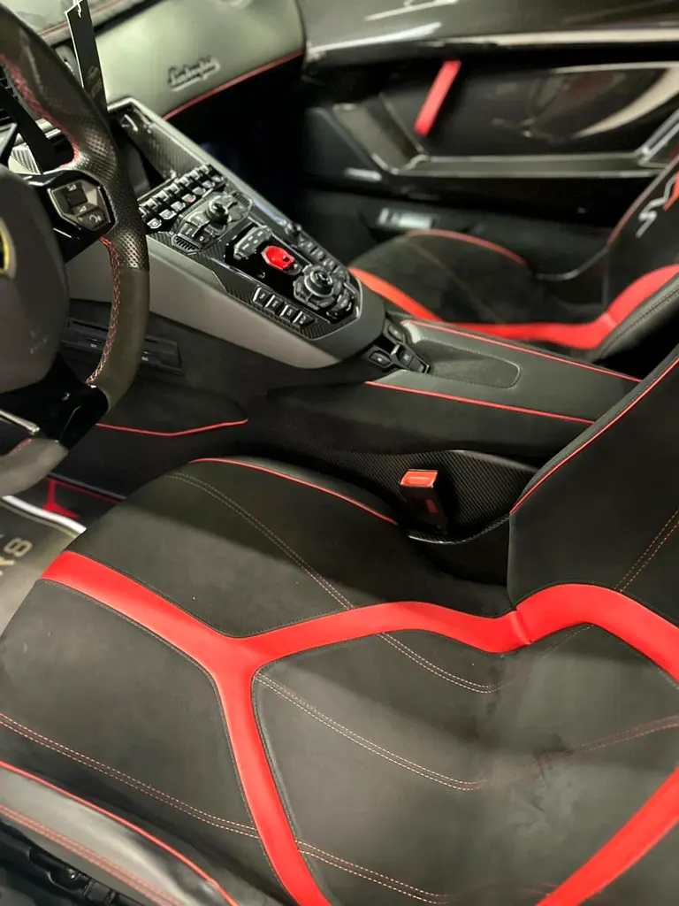 Lamborghini Aventador SVJ Roadster - Image 14