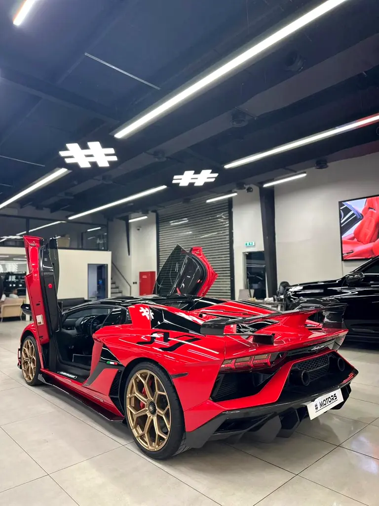 Lamborghini Aventador SVJ Roadster - Image 15