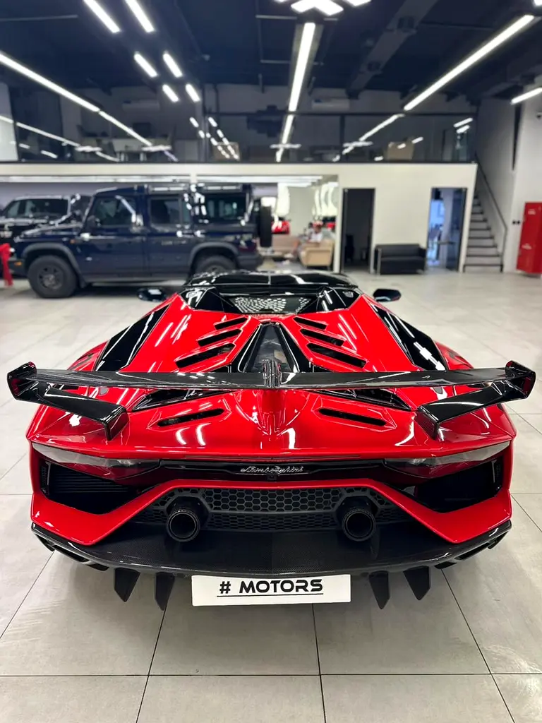 Lamborghini Aventador SVJ Roadster - Image 18