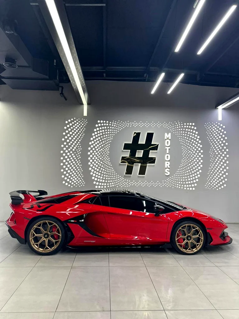 Lamborghini Aventador SVJ Roadster - Image 4