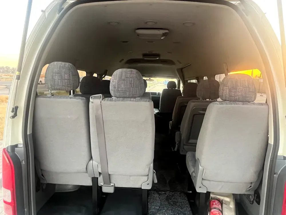 Toyota Hiace GLS 2019 Japanese Specs - Pristine Condition - Image 8