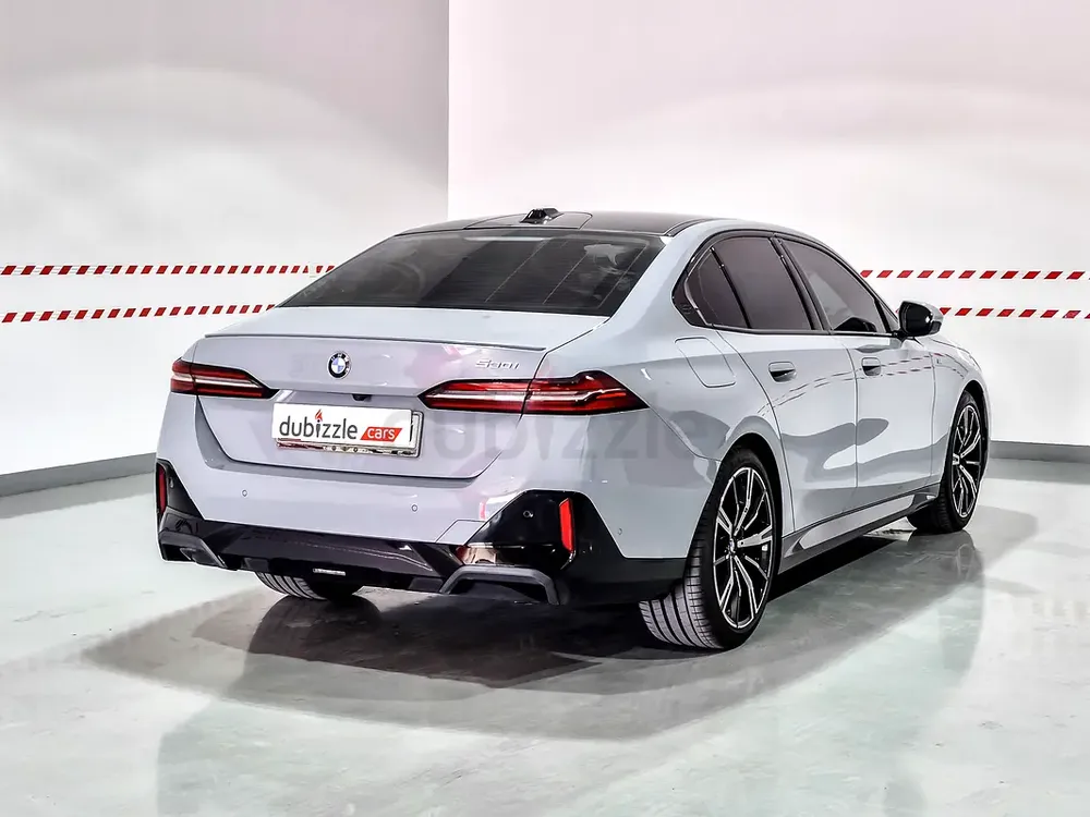 AED 3024/month | 2025 BMW 5-Series 530i M Sport | GCC Specs | Ref#475400 - Image 6