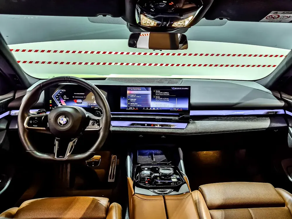 AED 3024/month | 2025 BMW 5-Series 530i M Sport | GCC Specs | Ref#475400 - Image 9