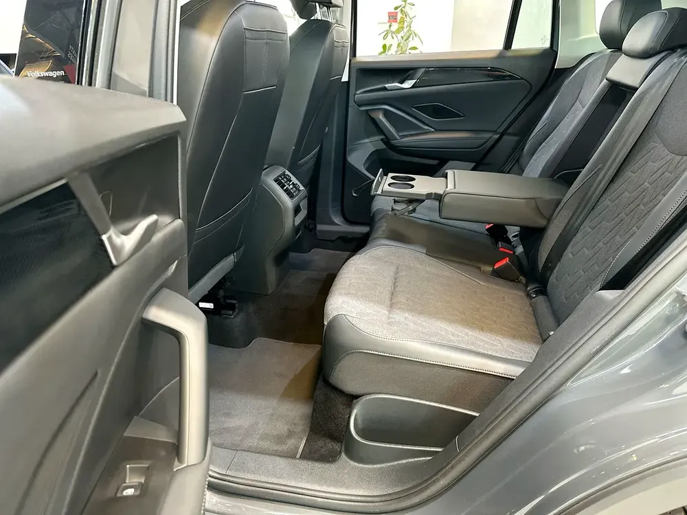 Volkswagen Tiguan Life 2025 GCC Specs - Image 11