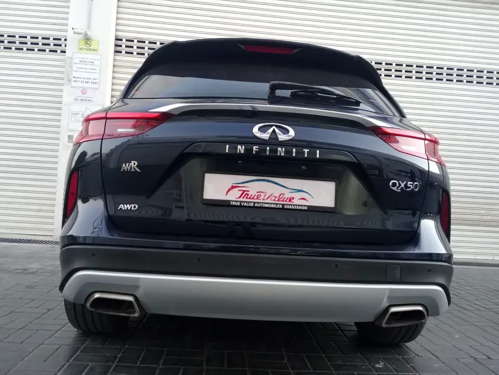 Infiniti QX 50 full options gcc accident free FSH - Image 11