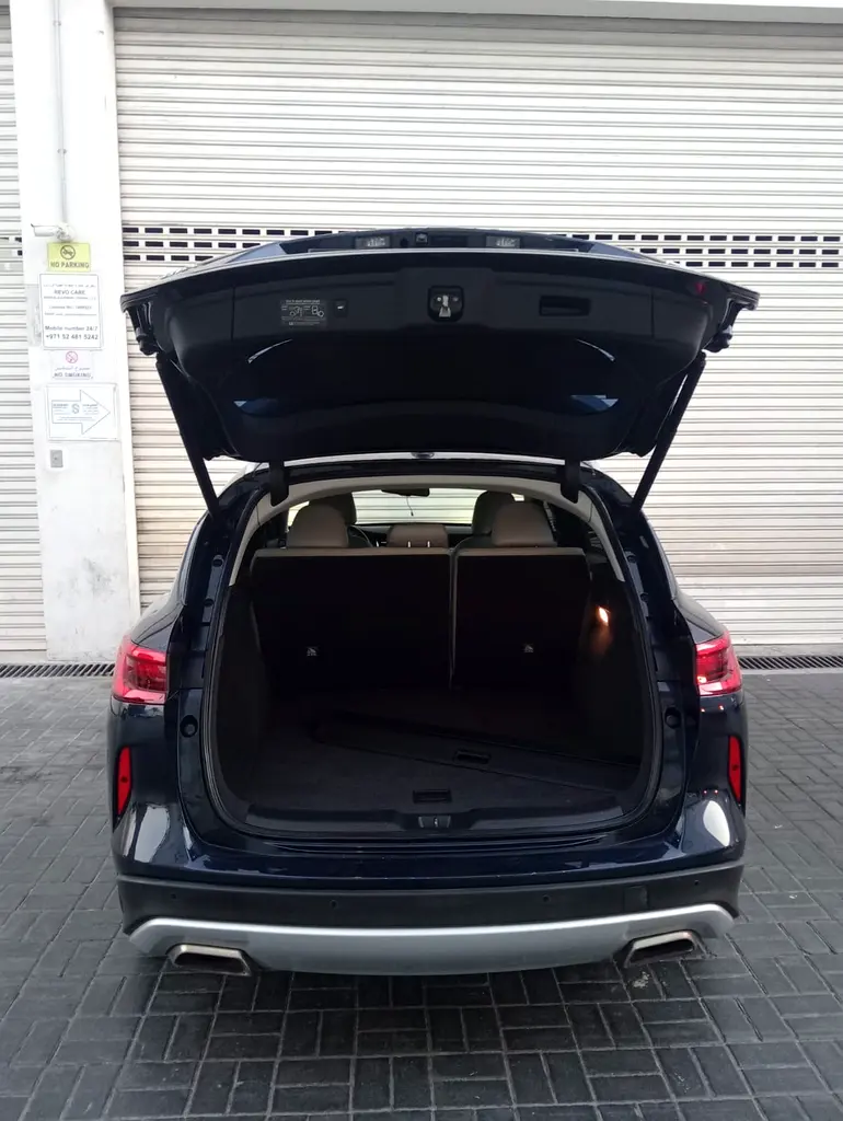 Infiniti QX 50 full options gcc accident free FSH - Image 9