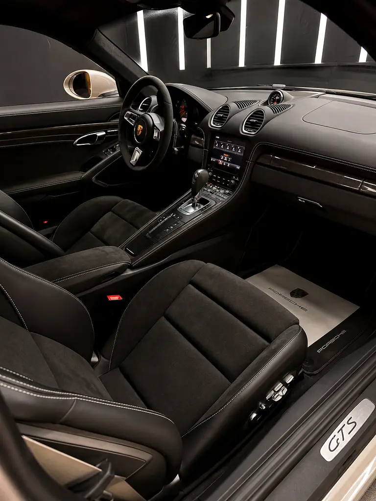 Porsche Cayman GTS 2024 - Image 5