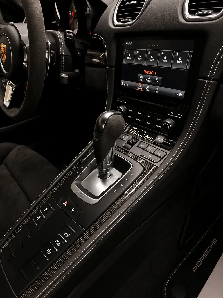 Porsche Cayman GTS 2024 - Image 8