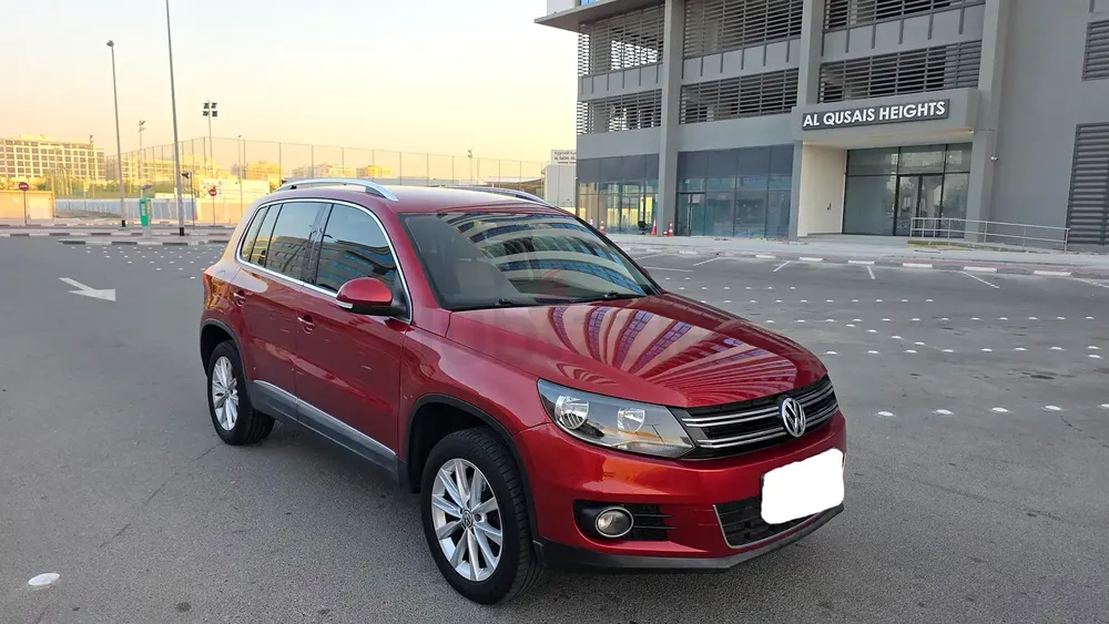 Volkswagen Tiguan 2014 2.0L GCC Accident Free Low Milege Well Maintained - Image 18