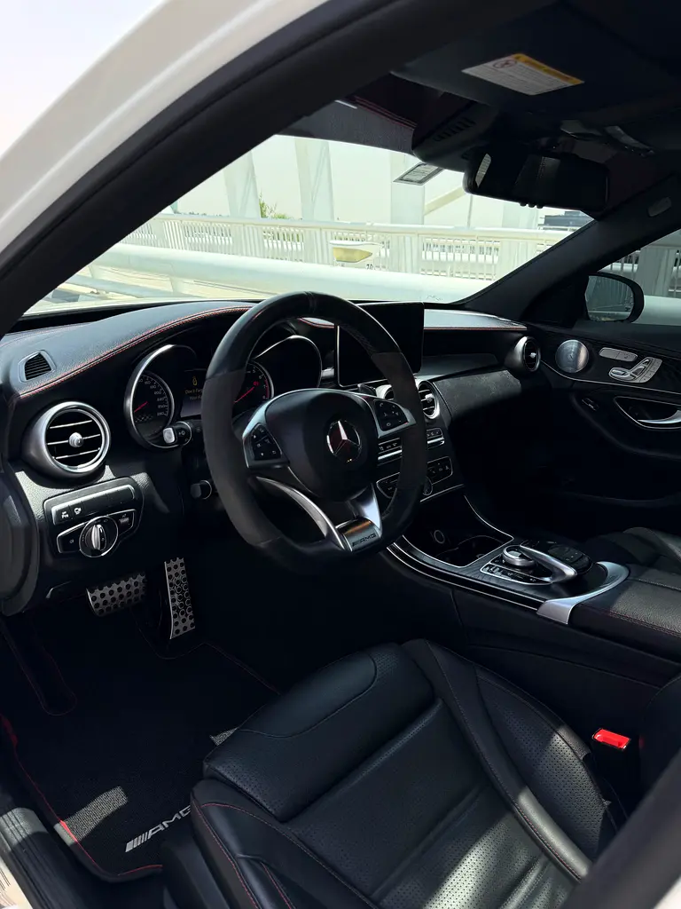 Mercedes-benz c43 AMG 4MATIC - Image 9