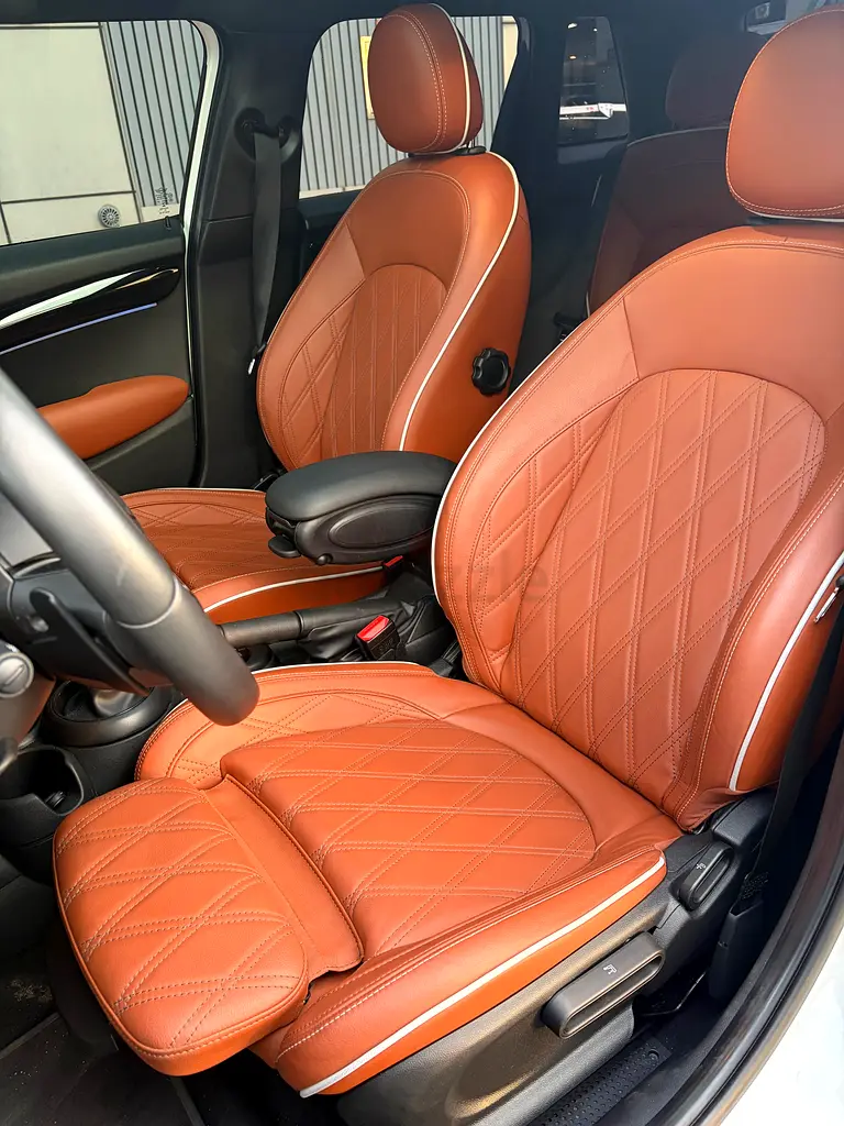 Mini cooper S JCW 2023 4Doors GCC Full Service History In Agency - Image 9
