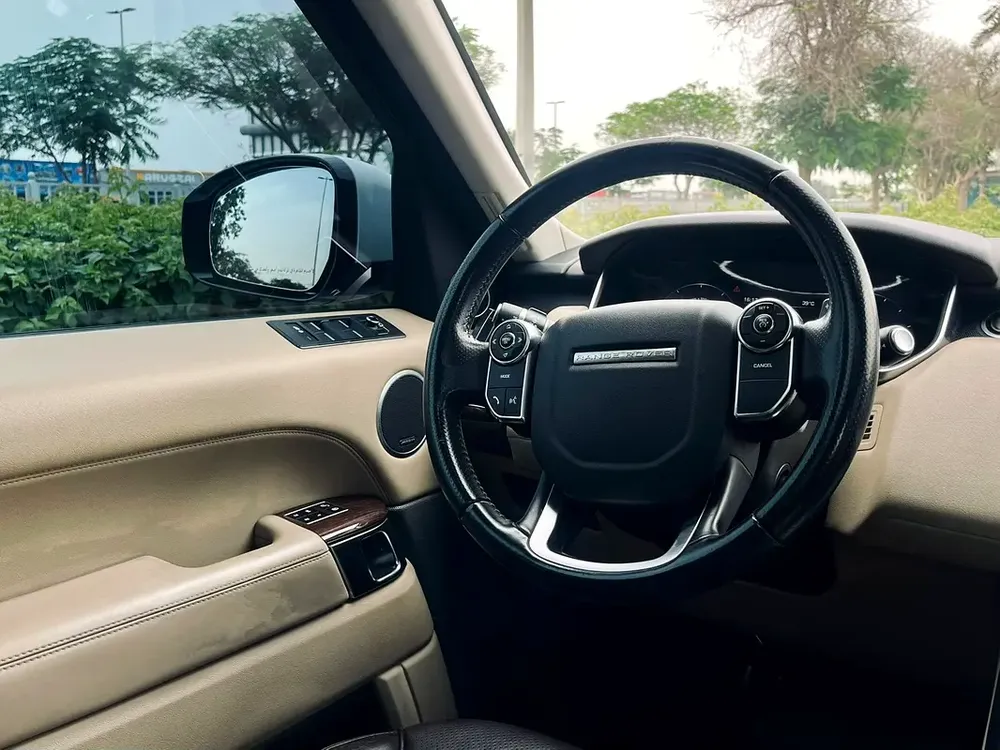 Land Rover Range Rover Sport HSE 2014 - GCC Specs - Image 10