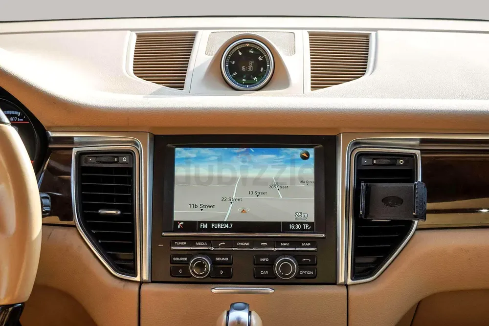 AED 2461/month | 2015 Porsche Macan S | GCC Specs | Ref#377717 - Image 13