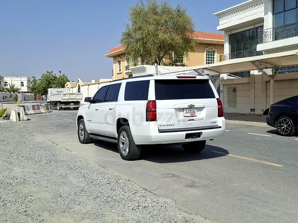 CHEVROLET SUBURBAN 2015 – URGENT SALE 🔥 - Image 4