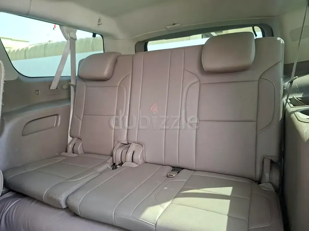 CHEVROLET SUBURBAN 2015 – URGENT SALE 🔥 - Image 7