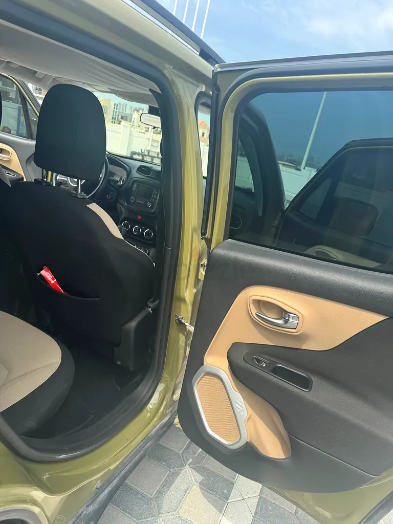 Jeep Renegade - Image 7