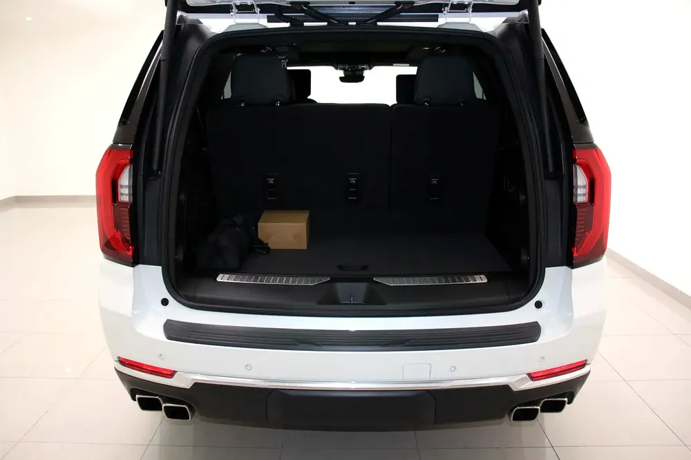 GMC Yukon Denali 2025 - GCC Specs - Image 5