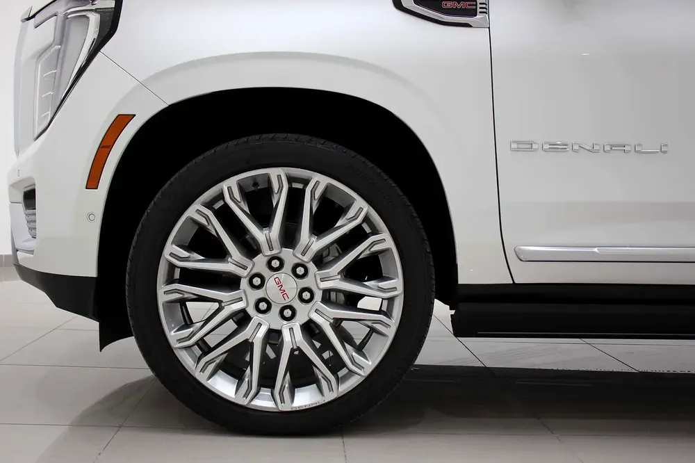 GMC Yukon Denali 2025 - GCC Specs - Image 6