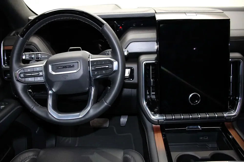 GMC Yukon Denali 2025 - GCC Specs - Image 7