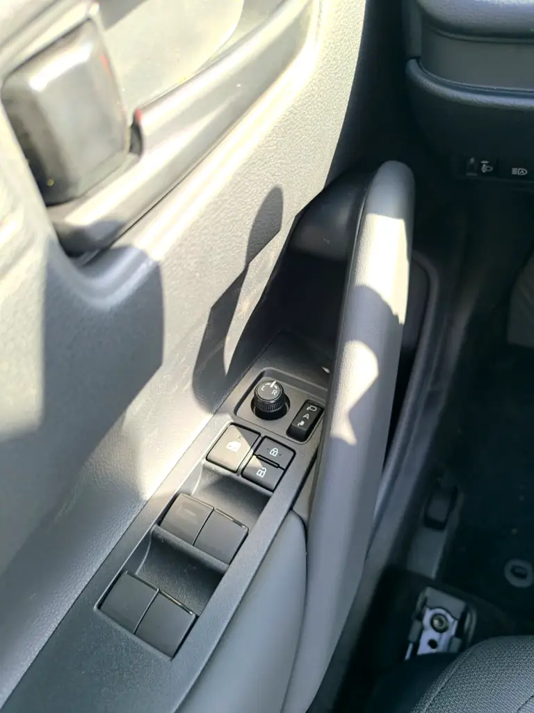 Toyota Frontlander Leading Hybrid Leading 2025 Model - with Rear AC - Brand New - Image 16
