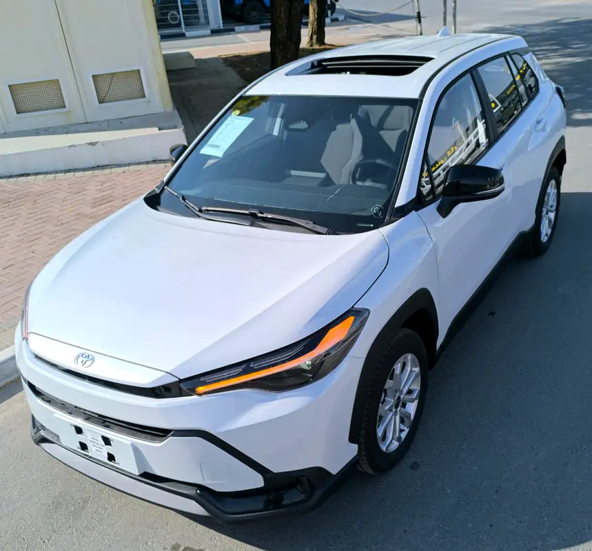 Toyota Frontlander Leading Hybrid Leading 2025 Model - with Rear AC - Brand New - Image 4