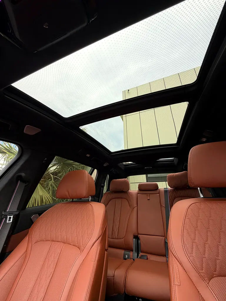 BMW X7 M60i GCC - Image 11